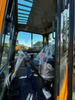 Hyundai R25Z-9AK Minibagger neu – Baujahr 2023, 2,5 t, Kabine, Gummiketten, Hydraulikleitungen – Image 3